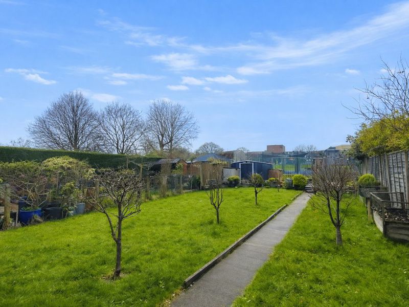 Photo 9- click for photo gallery